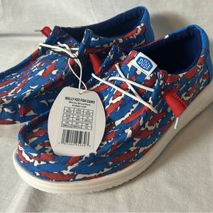 Hey Dude men's Wally H2O fish camo M9